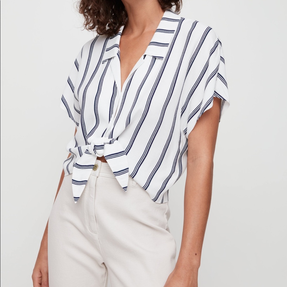 NWT Wilfred Tie Front Top